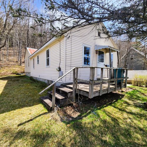 34 Chase Avenue, Mexico, ME, 04257 | Card Image