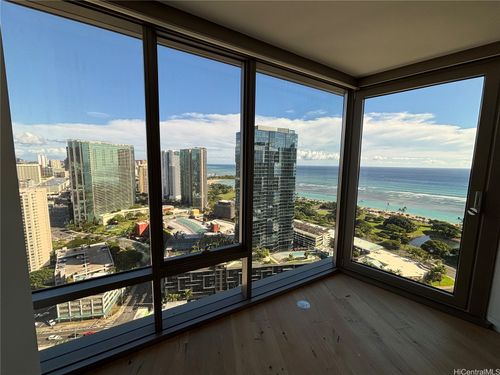 3204-1001 Queen St, Honolulu, HI, 96814-5236 | Card Image