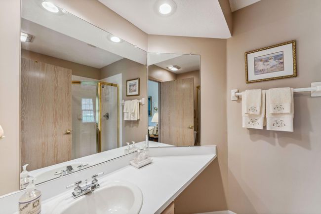 Attached Full Bathroom | Image 26
