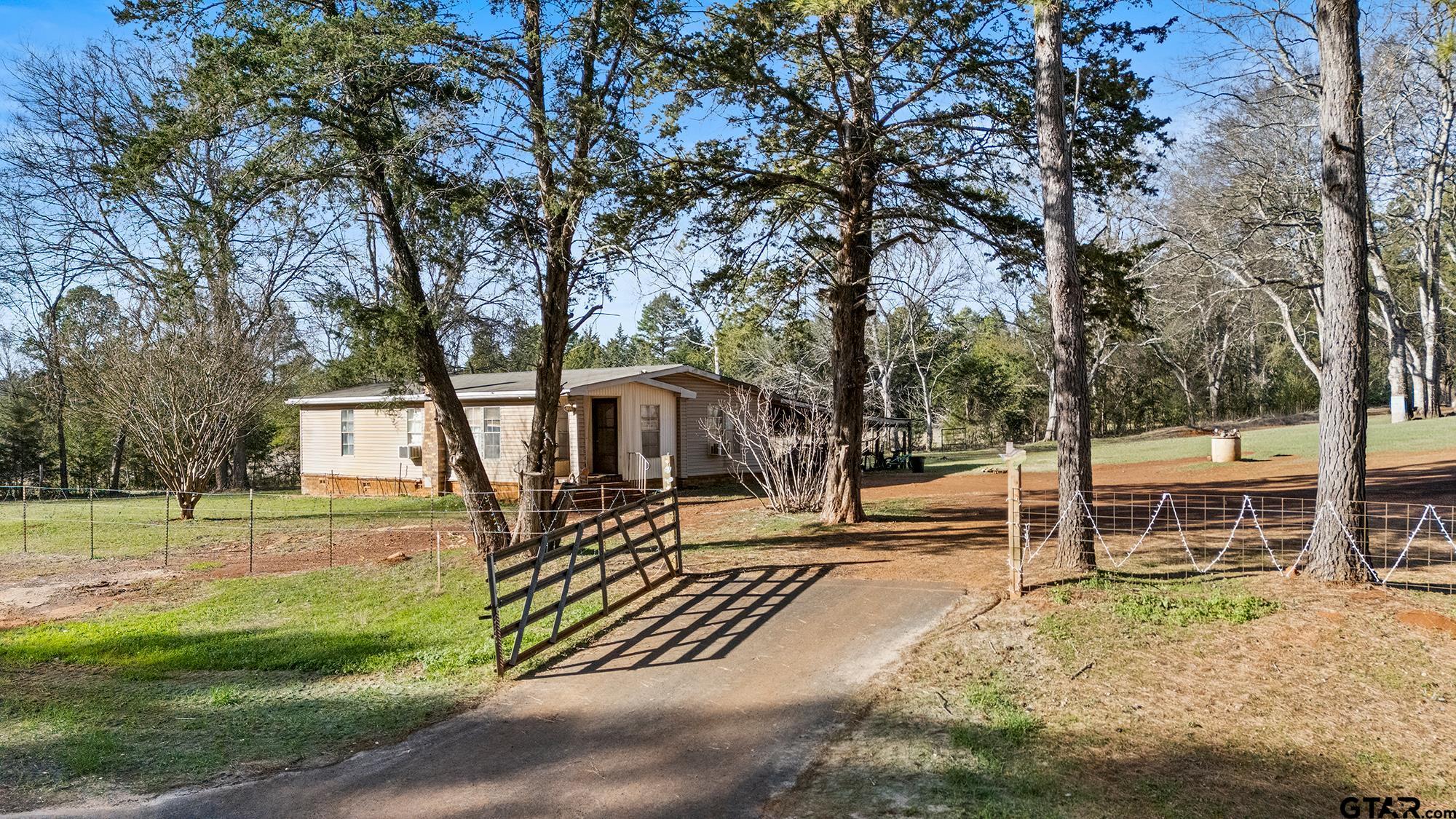 Residential in Mt Enterprise 2