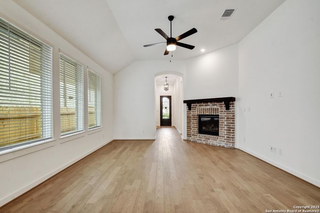 268 Alpine Lks, House other with 4 bedrooms, 3 bathrooms and null parking in New Braunfels TX | Image 8