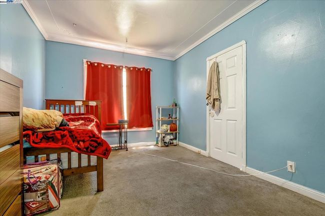 324 Sawyer St, House other with 2 bedrooms, 1 bathrooms and 1 parking in San Francisco CA | Image 7