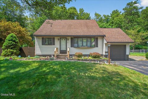 13 Terry Ave, Schenectady, NY, 12303-4811 | Card Image
