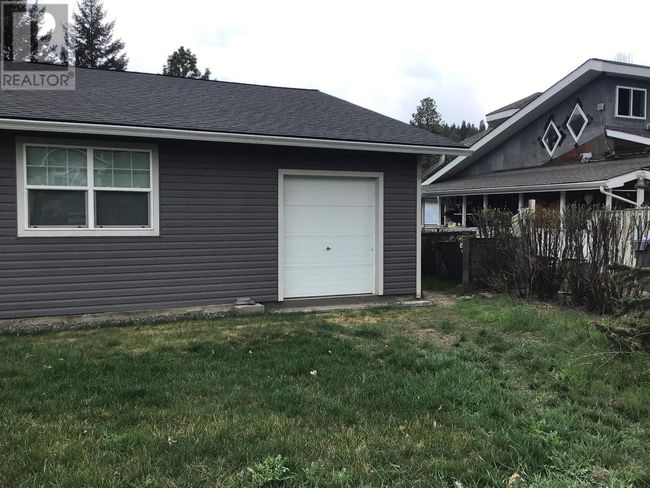 889 Elder Rd, House other with 3 bedrooms, 3 bathrooms and null parking in Kamloops BC | Image 54