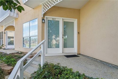 b4-207 Tops L Dr, Mandeville, LA, 70448-4779 | Card Image