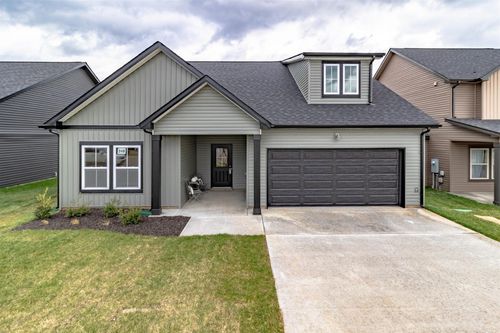 1145 Eagles Bluff Dr, Clarksville, TN, 37040-1441 | Card Image