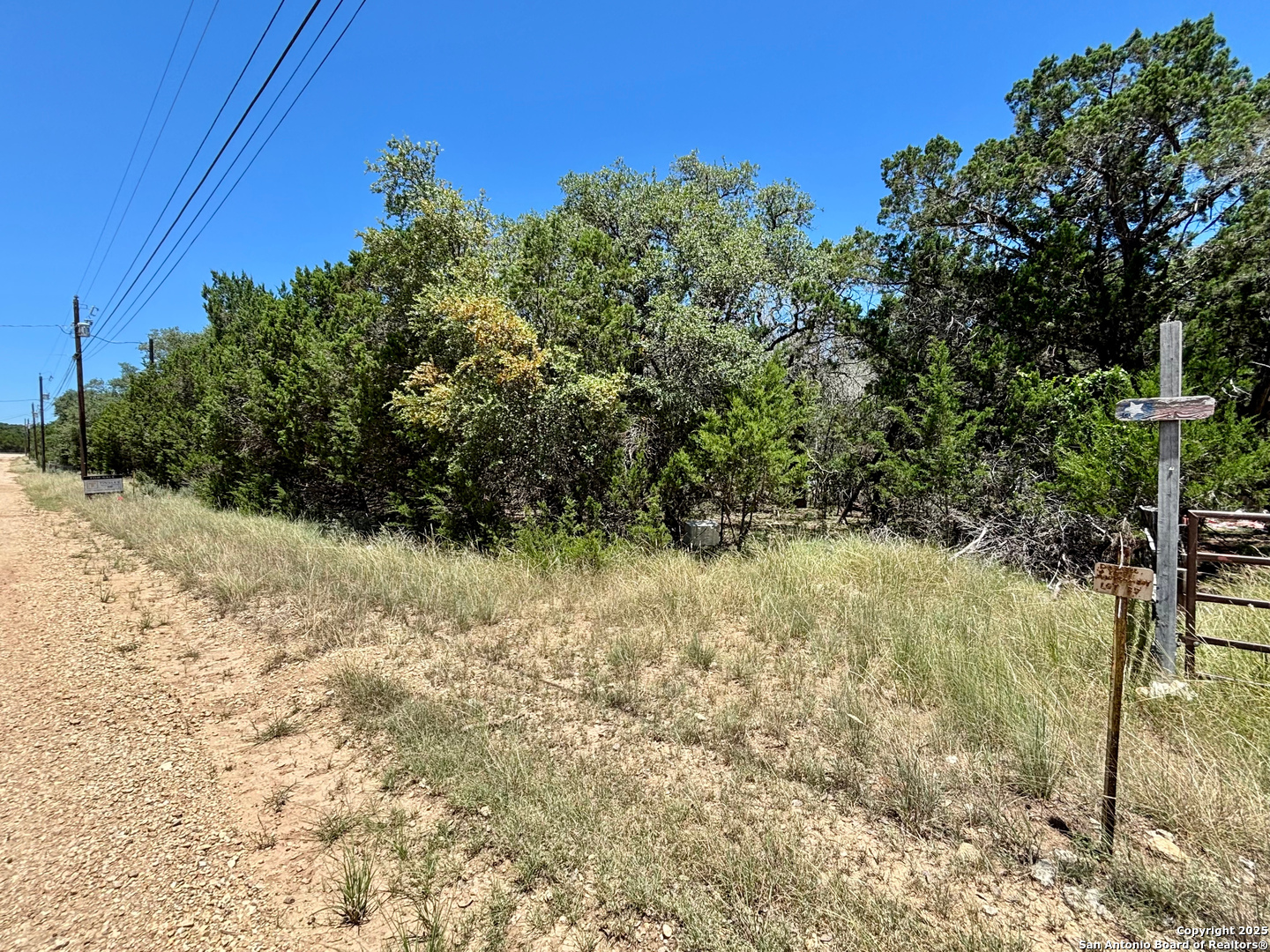 Land in Bandera 5