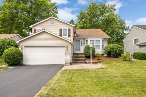 8100 Geneva St, Woodridge, IL, 60517-3750 | Card Image