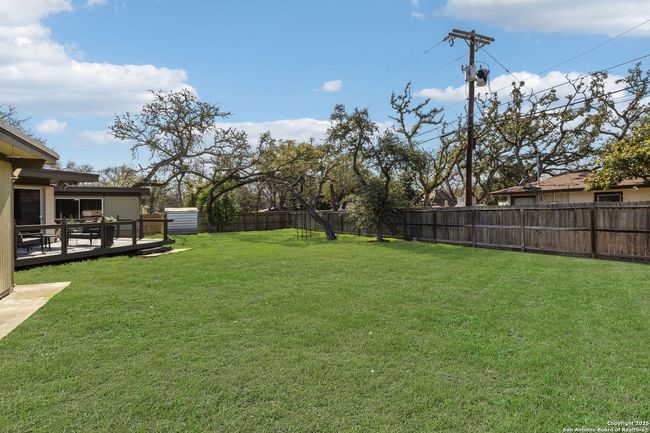 225 Carolwood Dr, House other with 3 bedrooms, 2 bathrooms and null parking in Castle Hills TX | Image 46