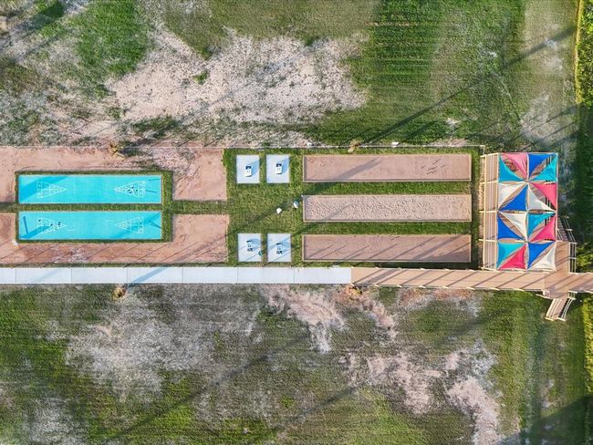 5411 Blue Water Hwy, House other with 6 bedrooms, 8 bathrooms and 2 parking in Freeport TX | Image 8
