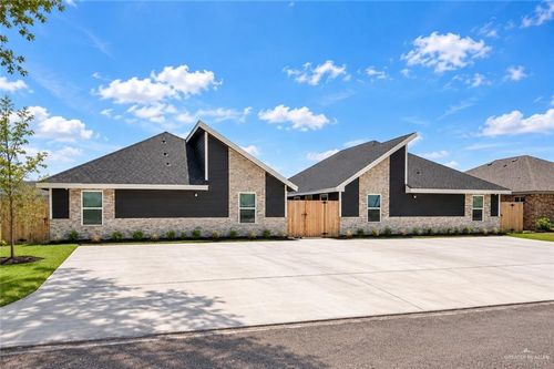2-818 S Missouri St, Mission, TX, 78573 | Card Image