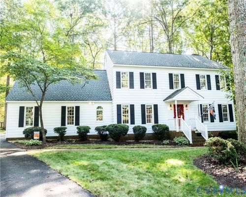 805 Ferrylanding Dr, North Chesterfield, VA, 23236-2590 | Card Image