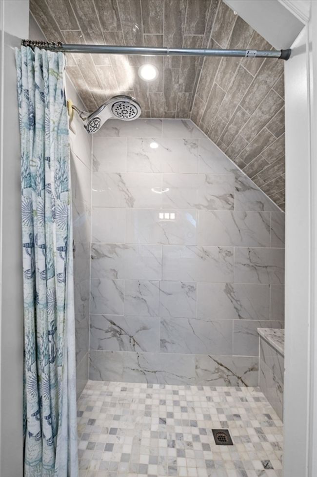 2 - 12 Rice St, Condo with 3 bedrooms, 3 bathrooms and 2 parking in Salem MA | Image 14