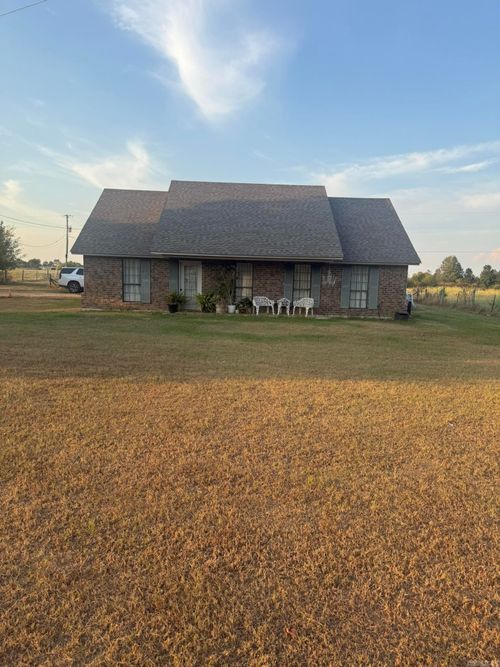 10212 Highway 278 W, Nashville, AR, 71852-8746 | Card Image