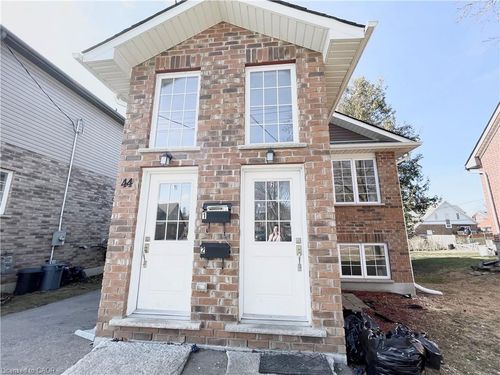 1-44 4th Ave, Kitchener, ON, N2C1N8 | Card Image