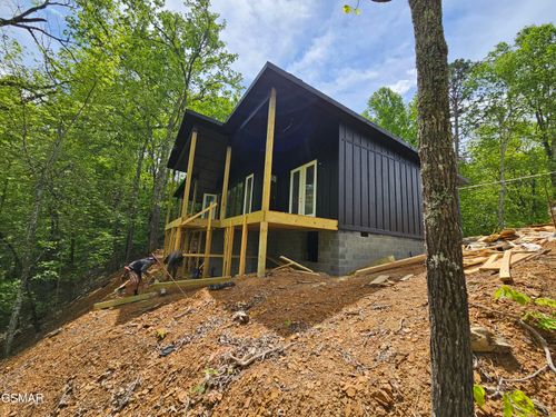 4147 Dollys Drive, Sevierville, TN, 37876 | Card Image