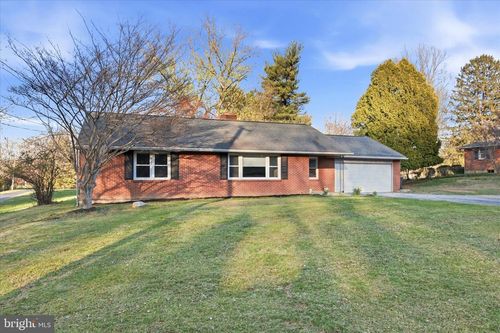 1015 S Concord Rd, WEST CHESTER, PA, 19382-7406 | Card Image