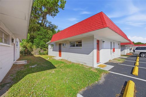 1302 Morris Park, Tampa, FL, 33612 | Card Image