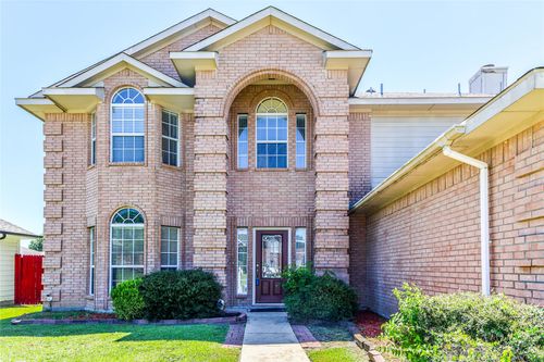 2812 Ventanna Dr, Mesquite, TX, 75181-4639 | Card Image
