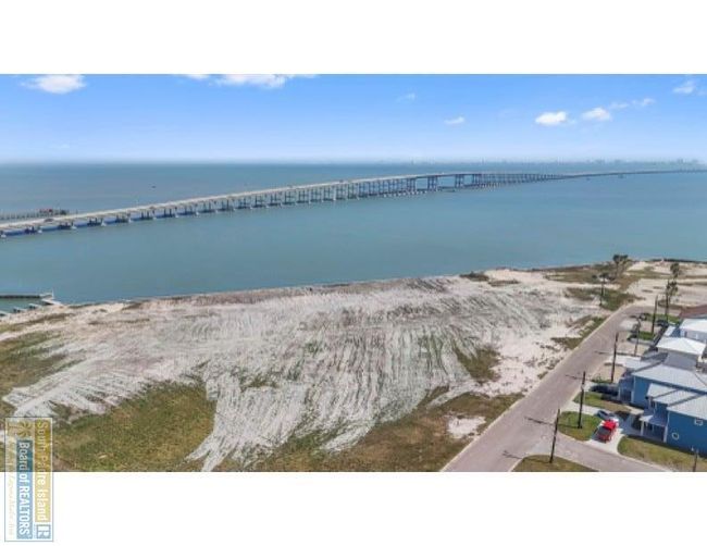 602 Windward Dr, House other with 3 bedrooms, 3 bathrooms and 2 parking in Port Isabel TX | Image 91