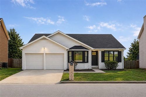 4795 Wyndam Dr, Stone Mountain, GA, 30088-2784 | Card Image
