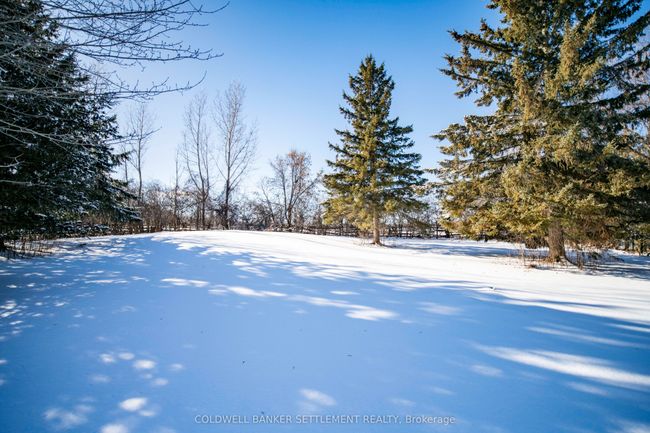 10 Rideau Ferry Rd, House other with 3 bedrooms, 2 bathrooms and 4 parking in Lombardy ON | Image 6