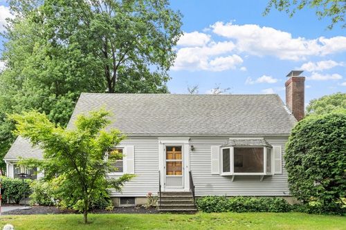 12 Hunt Rd, Bedford, MA, 01730 | Card Image