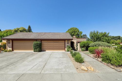424 La Quinta Lane, Sonoma, CA, 95476 | Card Image