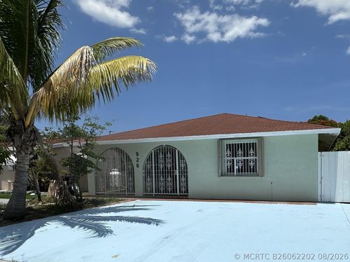 926 N C St, Lake Worth Beach, FL, 33460-2439 | Card Image