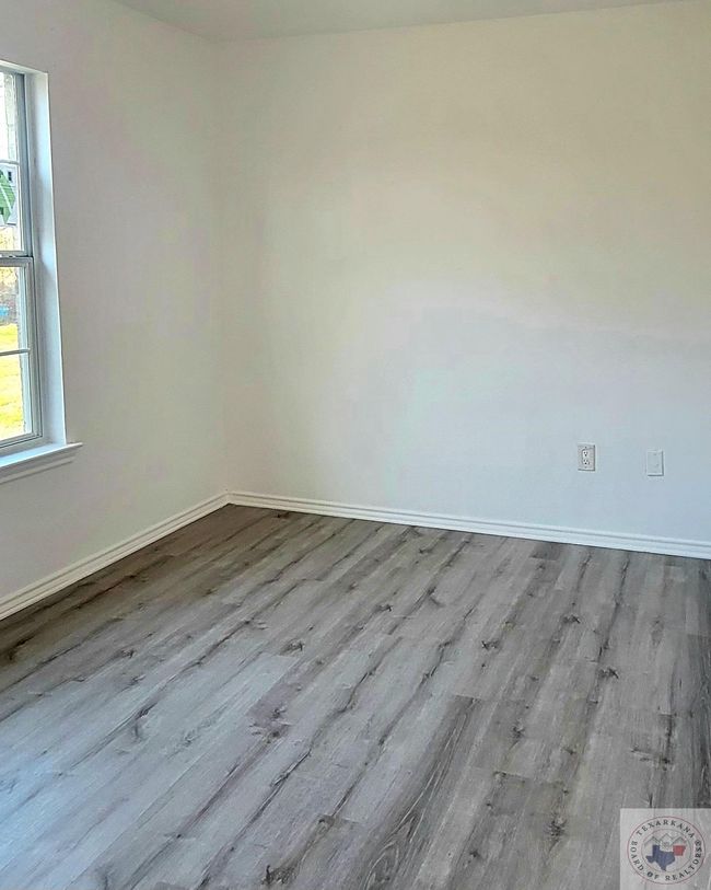 127 - 127 Us Highway 82 E, House other with 2 bedrooms, 1 bathrooms and null parking in Annona TX | Image 11