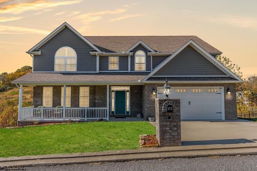 323 Salonika Dr, Morgantown, WV, 26508-5996 | Card Image