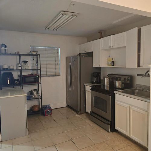 apt-208-1-3000 Riverside Dr, Coral Springs, FL, 33065-5516 | Card Image