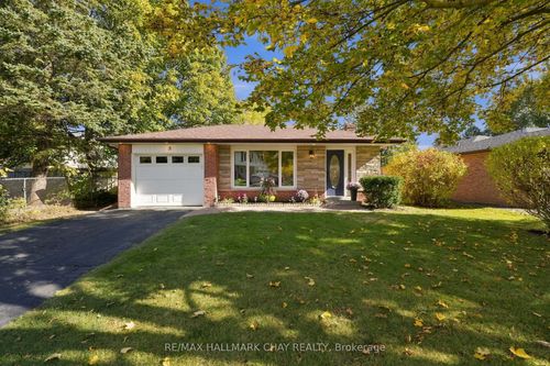 31 Mitchell Ave, Alliston, ON, L9R1C9 | Card Image