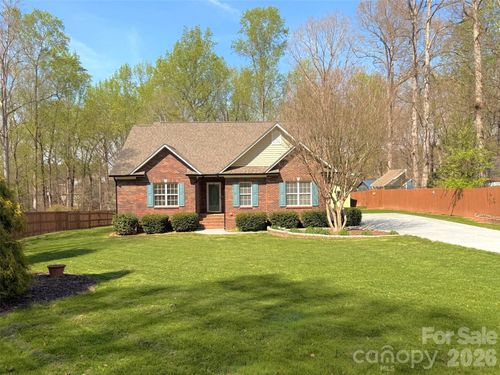 216 Smith St, Locust, NC, 28097-7274 | Card Image