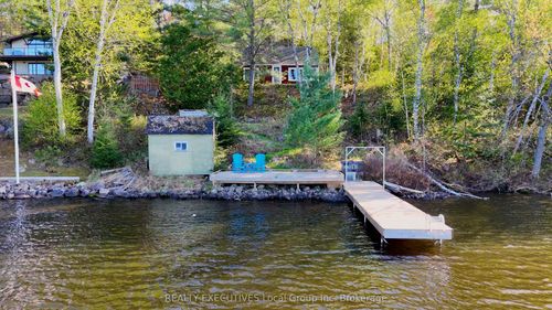 137B Pebble Beach Dr, Callander, ON, P0H1H0 | Card Image
