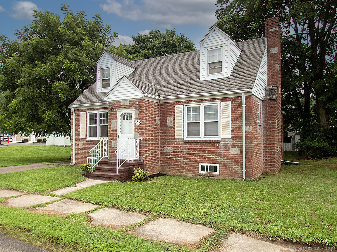 Mettler St, Woodbridge, CT 06525