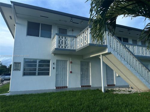 1-11 Ne 204th St, Miami Gardens, FL, 33179-6004 | Card Image