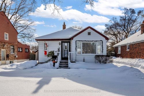 15 Doulton St, London, ON, N5W2P6 | Card Image