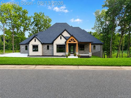 1059 Iroquois Trl, Oxford, MI, 48371 | Card Image
