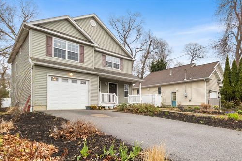 3 Schaefer St, Huntington Station, NY, 11746-3230 | Card Image