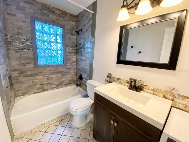 332 Buena Vista Dr S, House other with 2 bedrooms, 1 bathrooms and null parking in DUNEDIN FL | Image 10