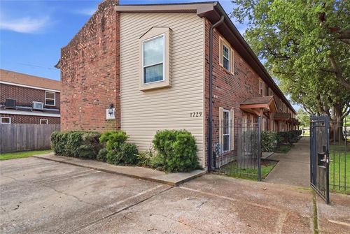 3-1729 Newport Pl, Kenner, LA, 70065-5911 | Card Image