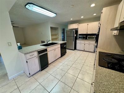 1121 Nw 78th Ave, House other with 4 bedrooms, 2 bathrooms and null parking in Plantation FL | Image 2