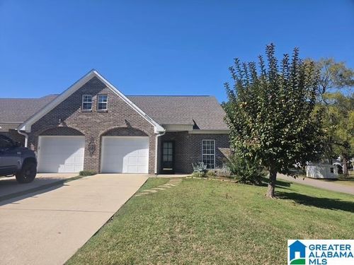 528 5th Ave E, ONEONTA, AL, 35121-1516 | Card Image