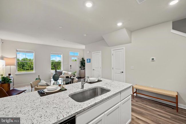 6 Sagan Aly, Townhouse with 2 bedrooms, 3 bathrooms and null parking in BRIDGEPORT PA | Image 6