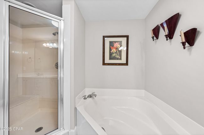 UNIT-611 - 14825 Front Beach Rd, Condo with 3 bedrooms, 3 bathrooms and null parking in Panama City Beach FL | Image 14