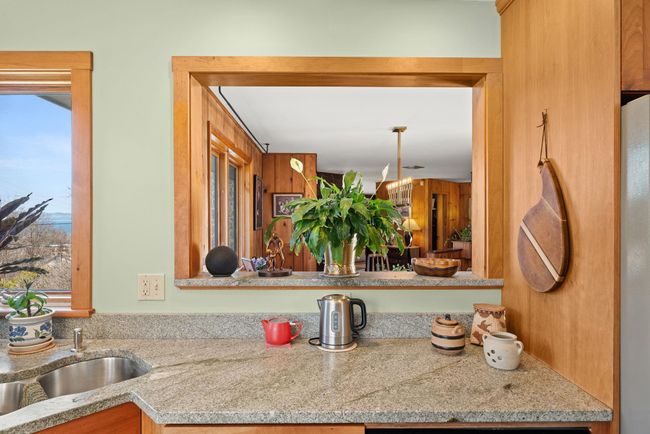 68 Ledge Rd, House other with 2 bedrooms, 2 bathrooms and null parking in Burlington VT | Image 19