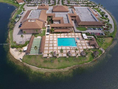 206b-12755 16th Ct, Pembroke Pines, FL, 33027 | Card Image