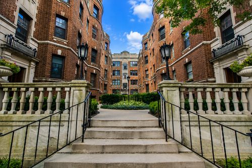 4a-2328 Lincoln Park, Chicago, IL, 60614-3439 | Card Image