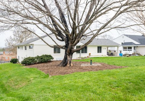 1719 Blair Rd Sw, Roanoke, VA, 24015-3605 | Card Image
